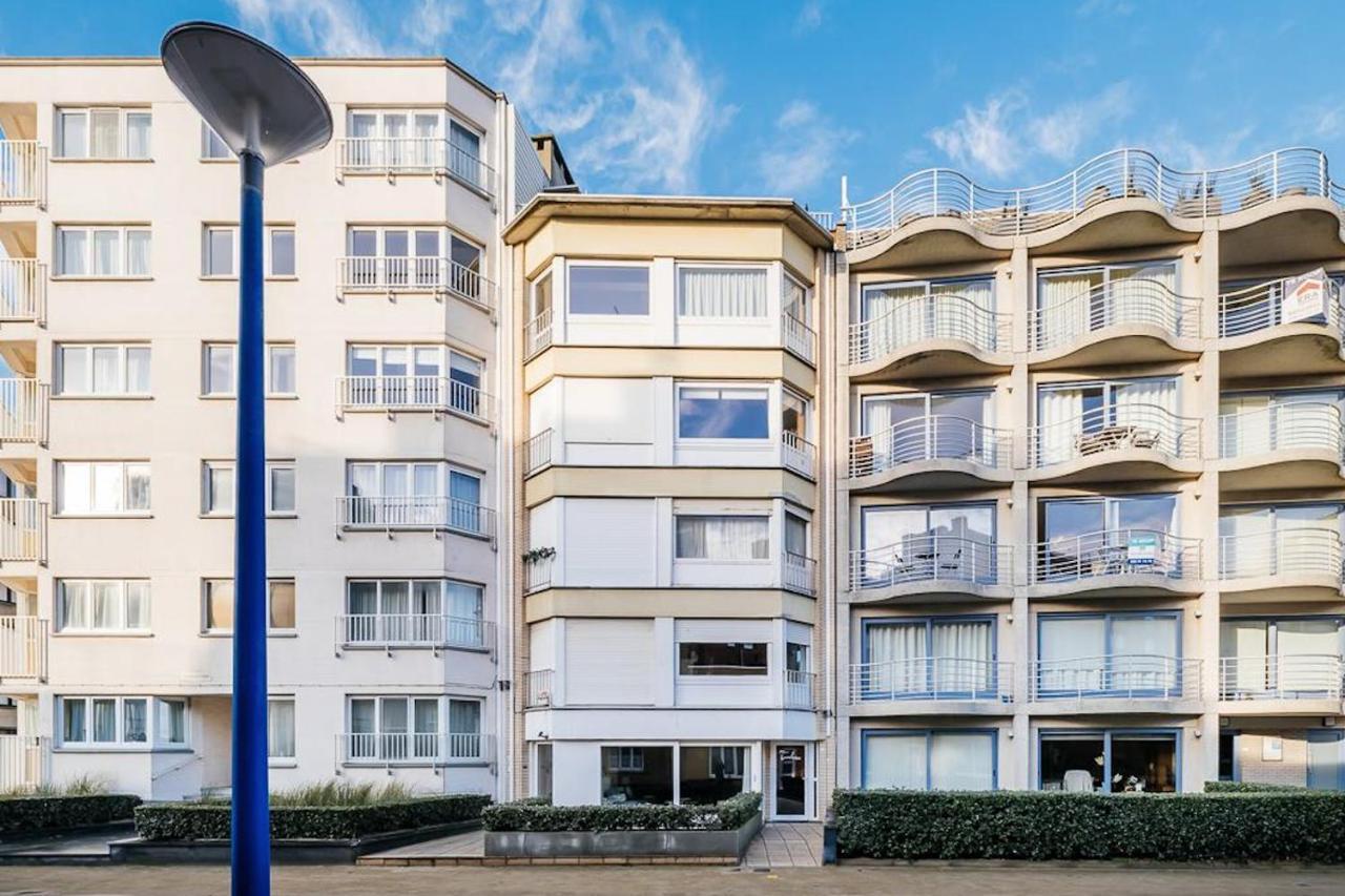 Ruim En Lichtrijk Appartement Op 100M Van Zee Te Coxyde Extérieur photo